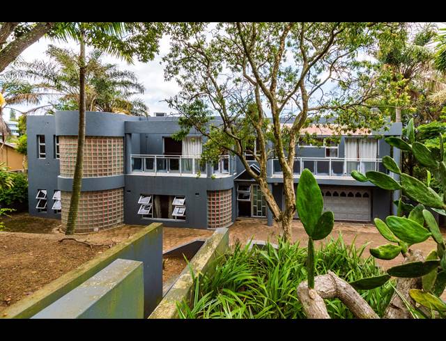 4 BEDROOM HOUSE FOR SALE IN BEREA WEST